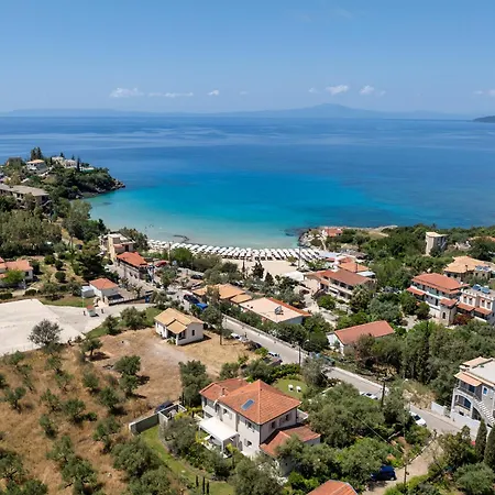 Kalogria Villa *