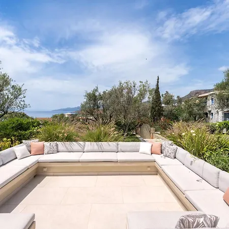 Villa Kalogria